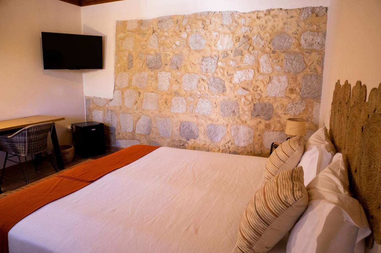 O Pombal Bed & Breakfast Alcanena Exterior photo